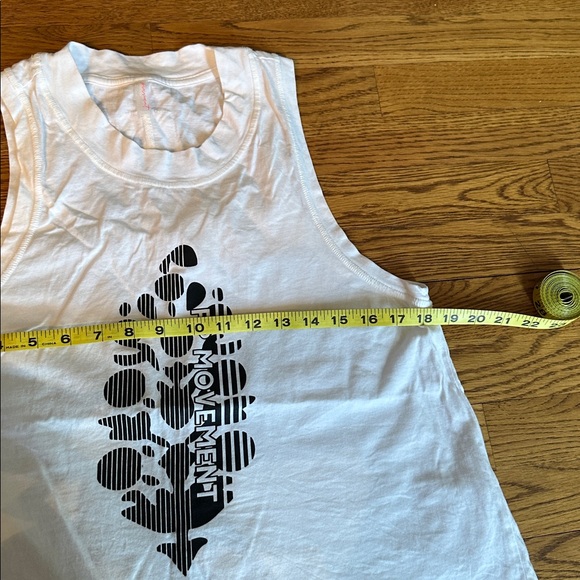 EUC lot of 3 Free People Logo Tank S - Picture 7 of 9